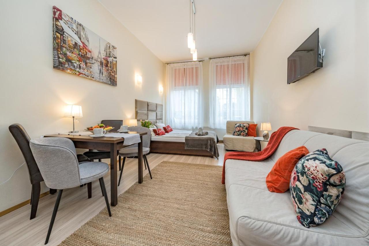 Apartamenty Przytulne Starowka Old Town Ogarna กดัญสก์ ภายนอก รูปภาพ